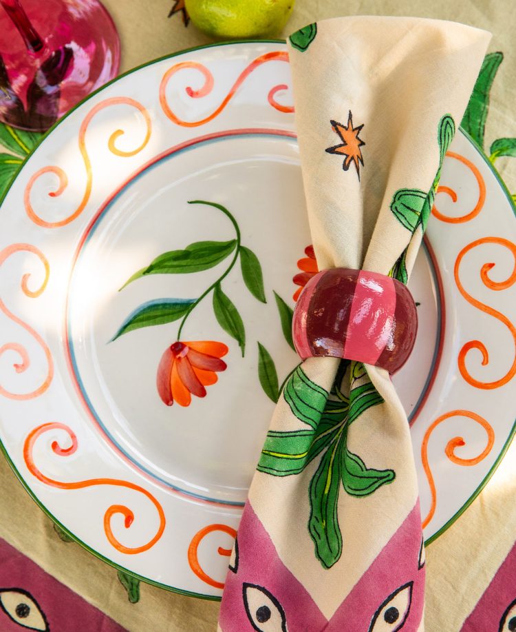 Rose Swirl Dinner Plate